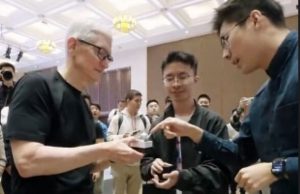 库克中国行热捧中国创新，重申加大在华投资规模苹果重申了对加大中国投资规模的承诺。尽管近期其在高端市场表现不佳，但苹果正在从新产品到新功能等多方蓄力。  0 昨天 22:19