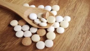 “睡眠离婚”挑战夫妻关系，罪魁祸首可能是这种疾病45%中国受访者表示，他们的睡眠每周至少一次被伴侣干扰；22%中国受访者认为伴侣的打鼾、大声呼吸或喘气是主要的睡眠干扰因素。  0 55分钟前