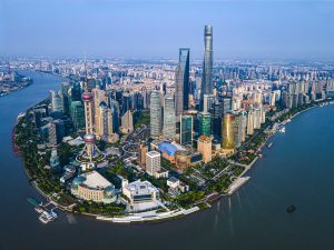 上海车展的40周年：一场展会与一座城的“共生进化”上海车展40年见证的，更是上海乃至中国现代汽车工业的从无到有，从大到强。  0 12分钟前